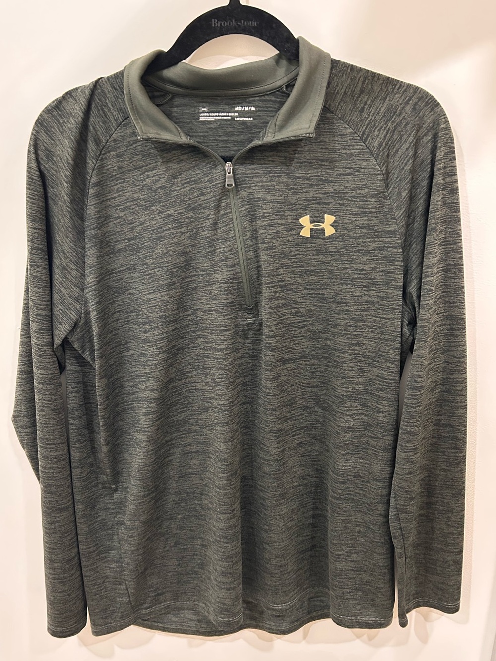Men’s Under Armour Heatgear long sleeve size medium